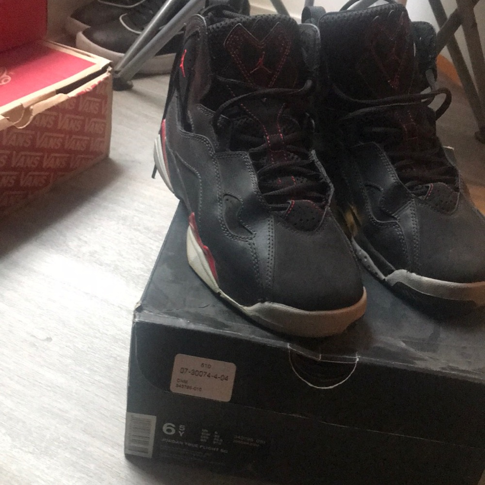 Jordan true flight BG